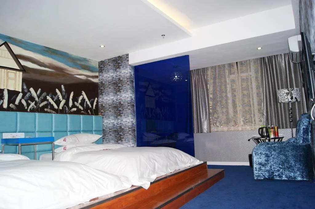 Kalun Shijue Hotel