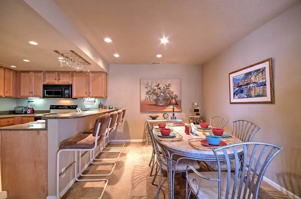 Luxe Lakeside Regatta Bay Getaway w/ Pool Access!