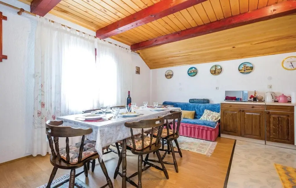 Awesome Apartment in Stolac With 2 Bedrooms