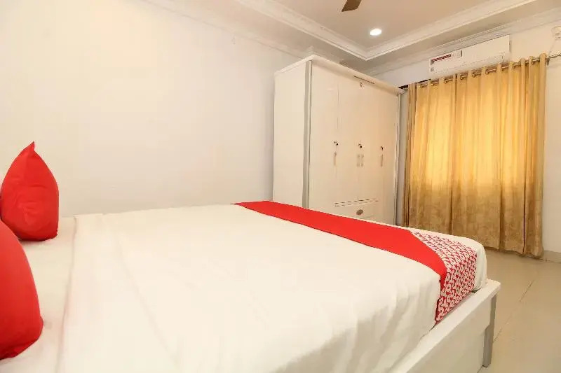 Saba Service Apartments by OYO Rooms