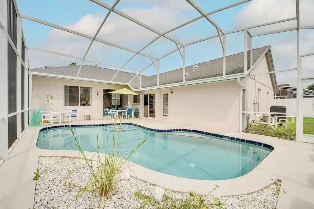 Kissimmee Vacation Rental ~ 4 Mi to Disney!