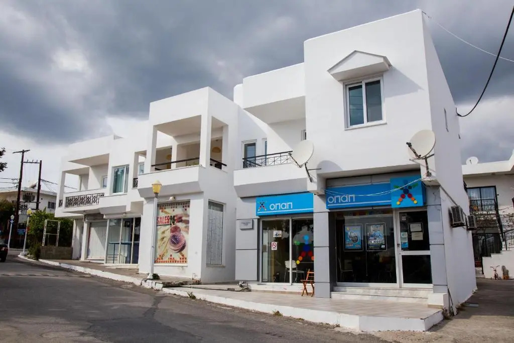 Gennadi Holiday Home