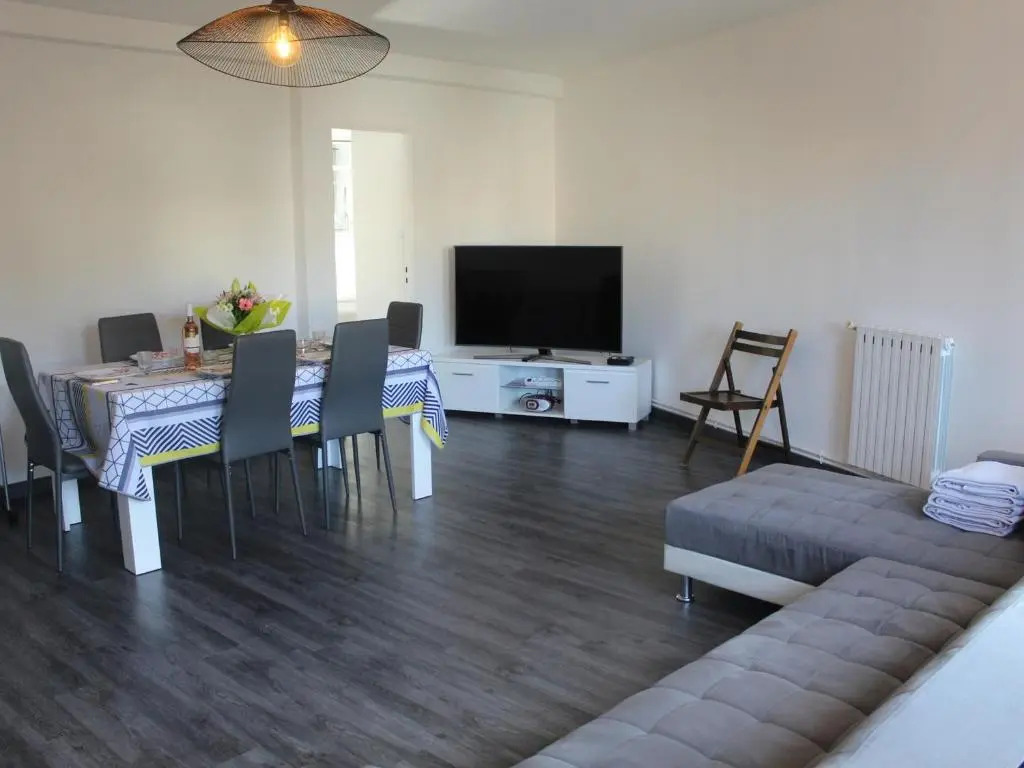 Appartement Balaruc-les-Bains, 3 pièces, 4 personnes - FR-1-503-111