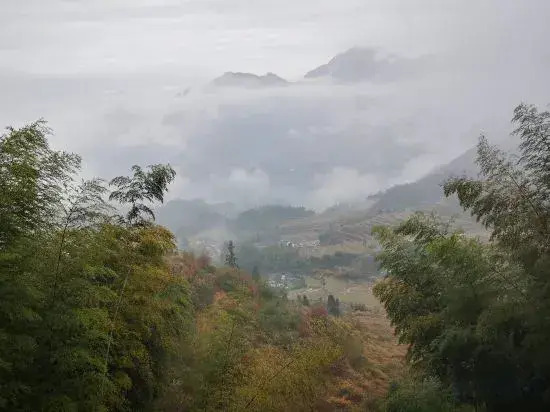 Yunhe Terrace Yunxi Homestay (Baiyingu Scenic Area Shop)