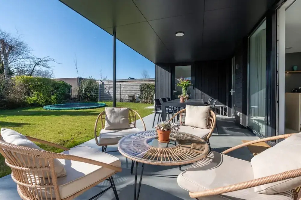 Holiday Home near Veerse Meer with Garden