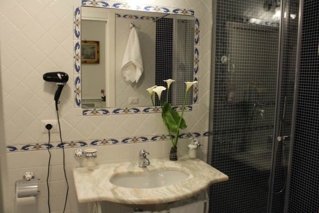 Surriento Suites