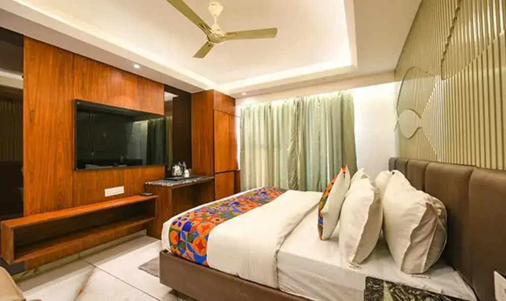FabHotel Prime Dev Palace