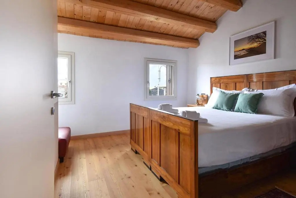 Calaone Wondeful Duplex Apartment con parcheggio x4