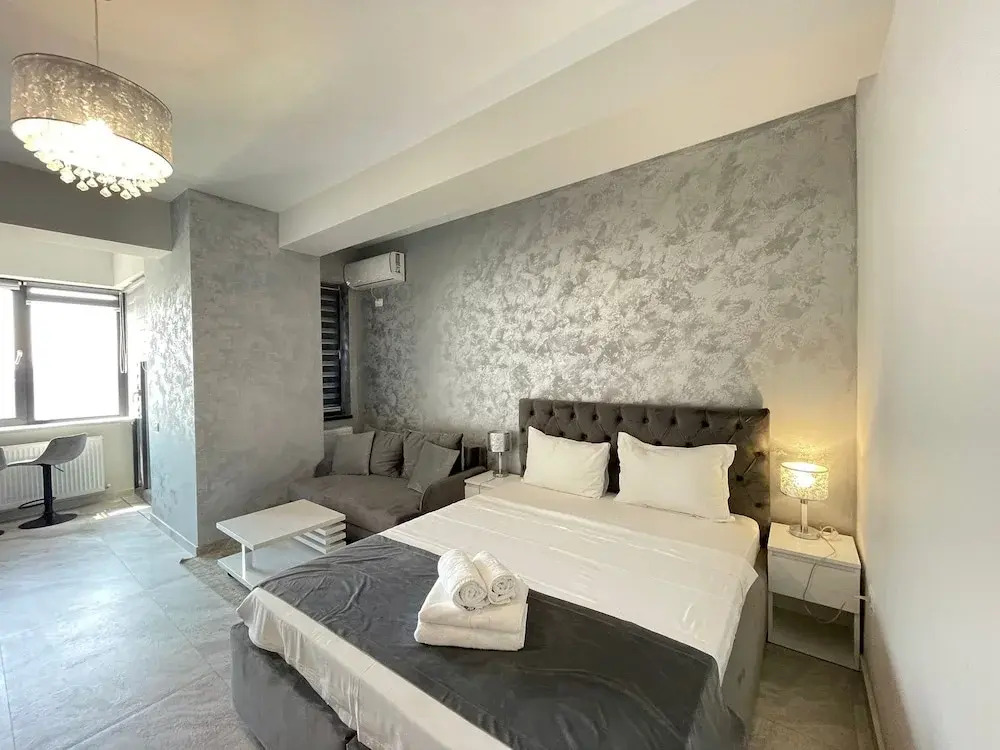 HF - Building Resort langa azimuth beach