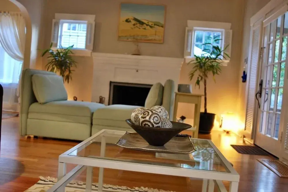 Stylish Craftsman Premium Comfort
