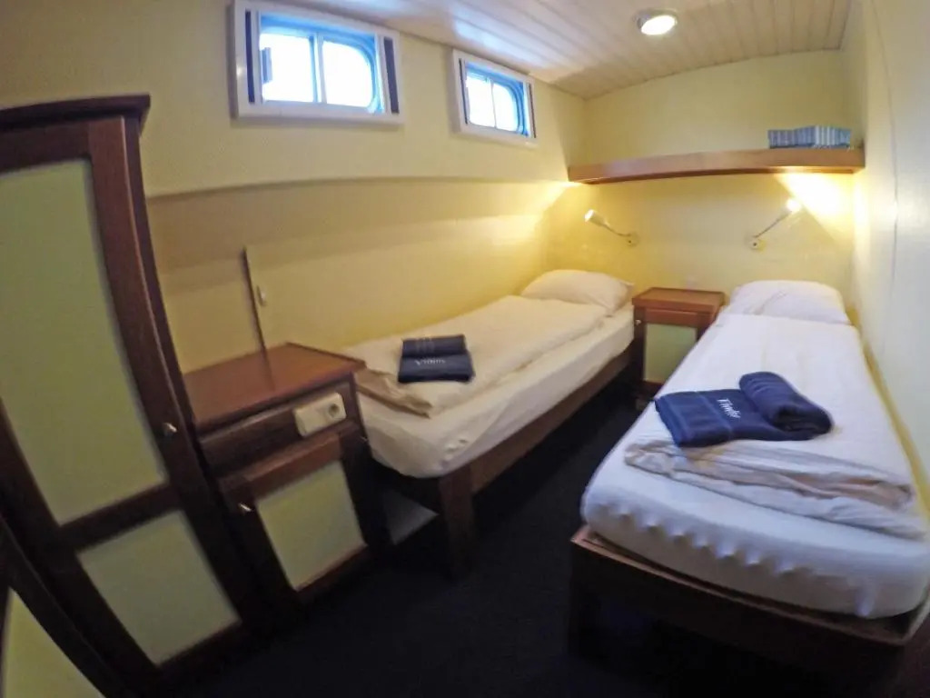 Botel Elodie