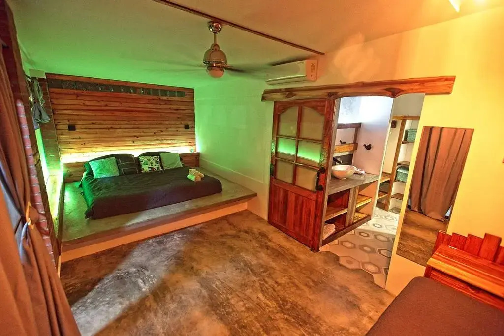 Casa Swell Coronado, Adults-Only Boutique Hotel, Pool & Beach