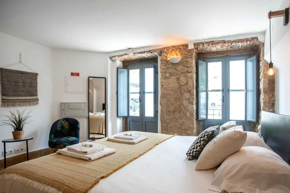 Original Photographers Studio Apartment in Alcântara