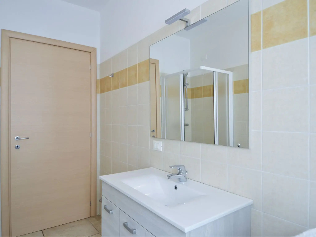 Snug apartment in Dervio with balcony or terrace