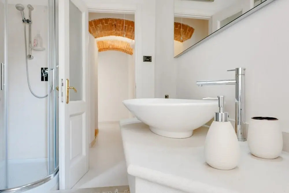 Sarzana White Apartment nel Centro Storico