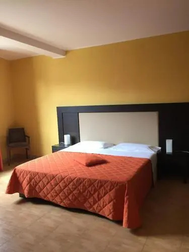 64 Rooms