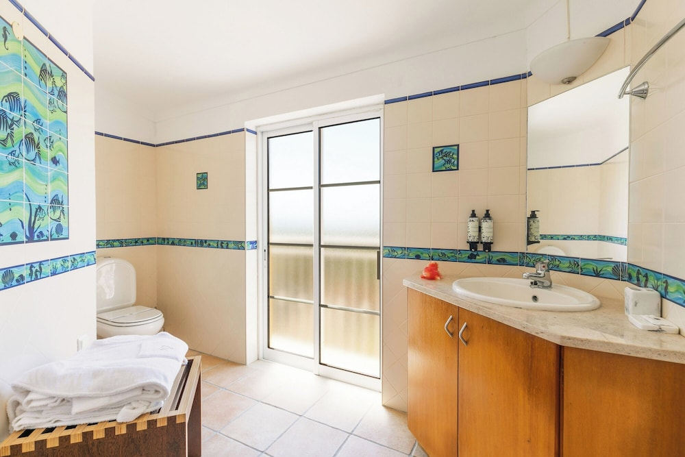 Monte Da Poupa - 7 Bedroom Villa - Sleeps 15