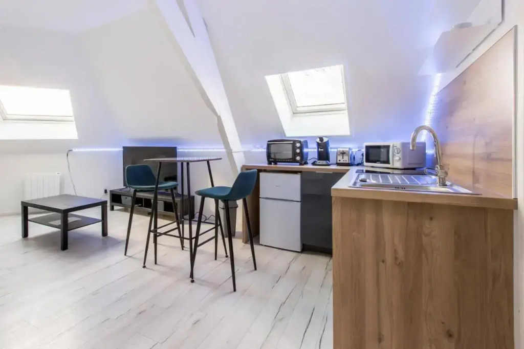 Studio Paris (Adults Only)