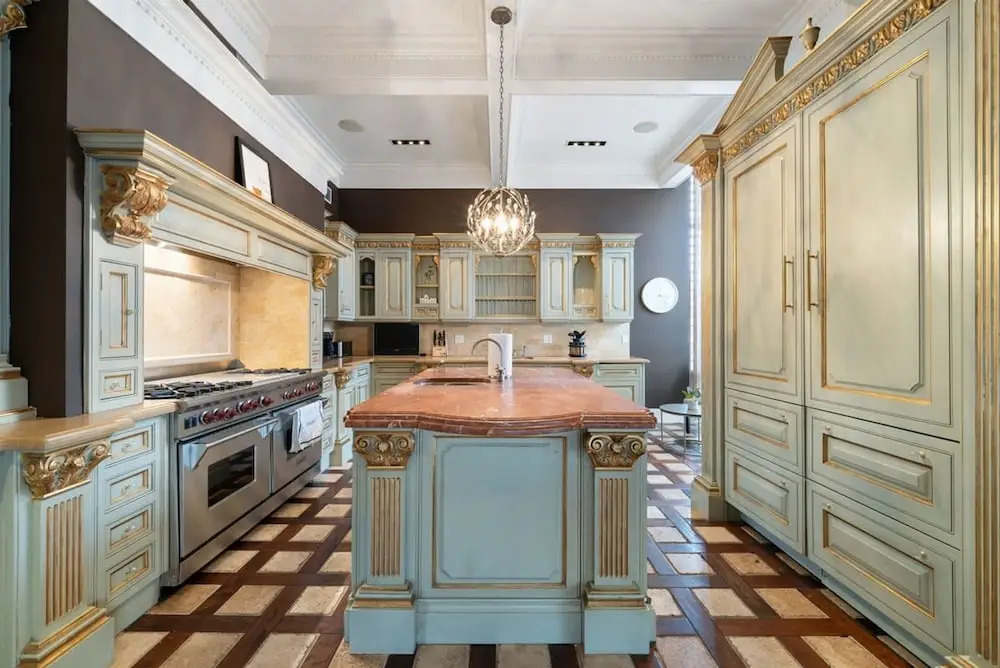 5BR 5BA Architectural Estate-theatre Gym Rooftop