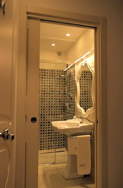 PLAZACARRISI HOTEL & SPA