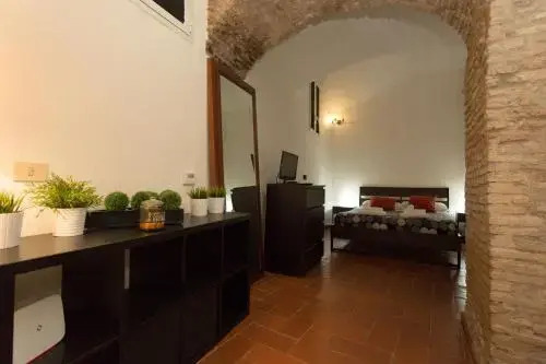 Roman Grotto Experience 5Pax