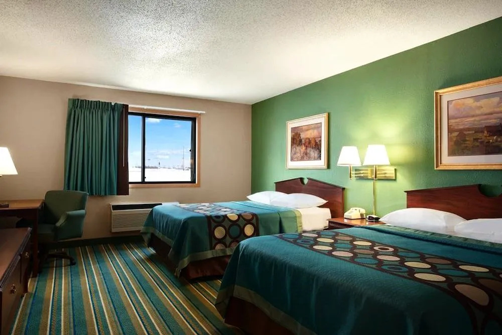 Super 8 New Richmond