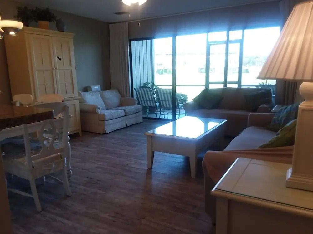 Lakefront By Seascape Resort