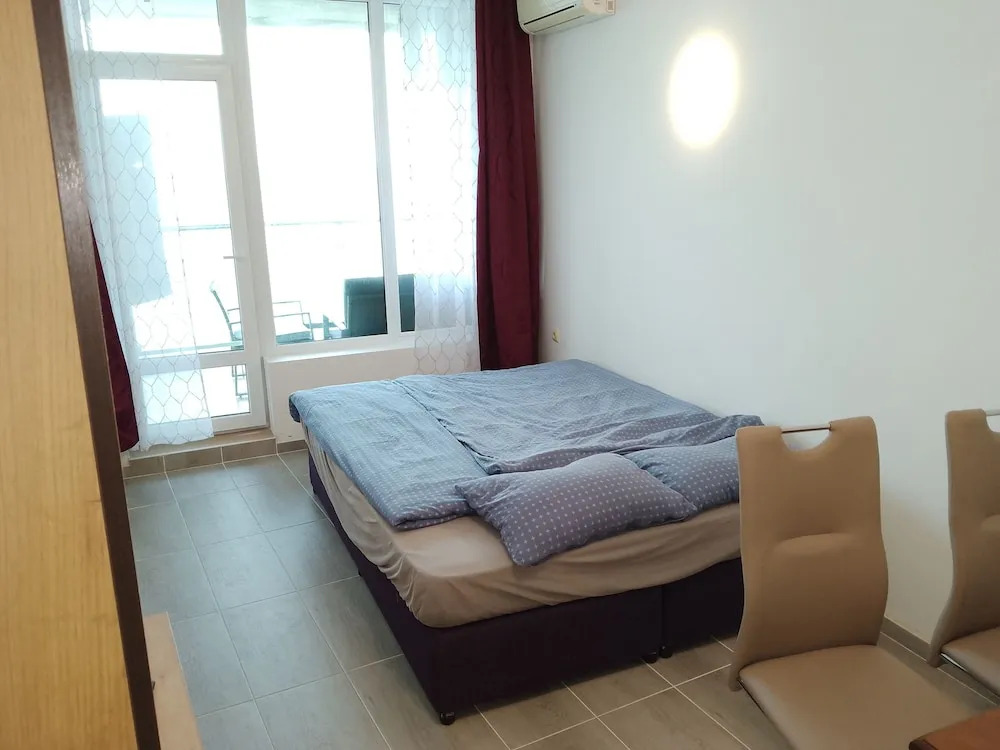 Silver Beach B16 Apartment