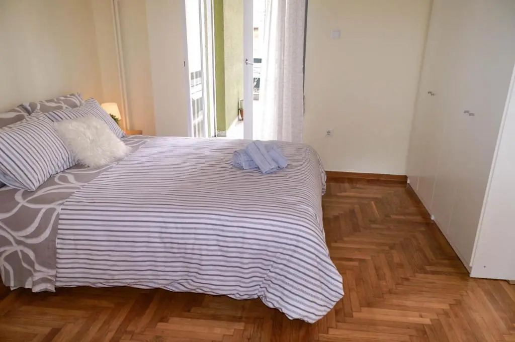 Charming Flat, 10' from Metro & 20' from Syntagma