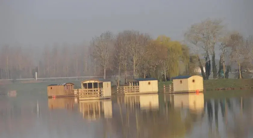 La Cabane sur lEau