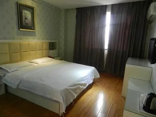 Wuhan Feitai Business Hotel