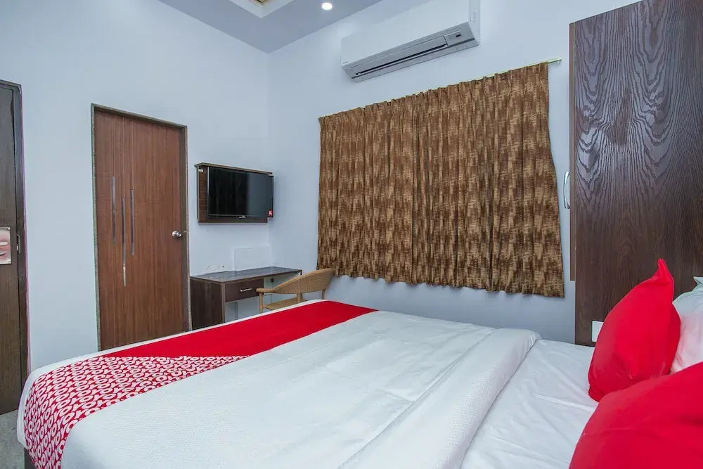 OYO 26188 Domus Atithyam