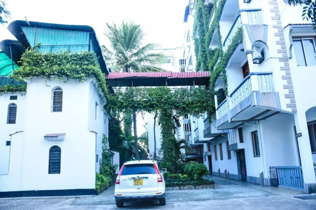 Darajani Hotel Ltd