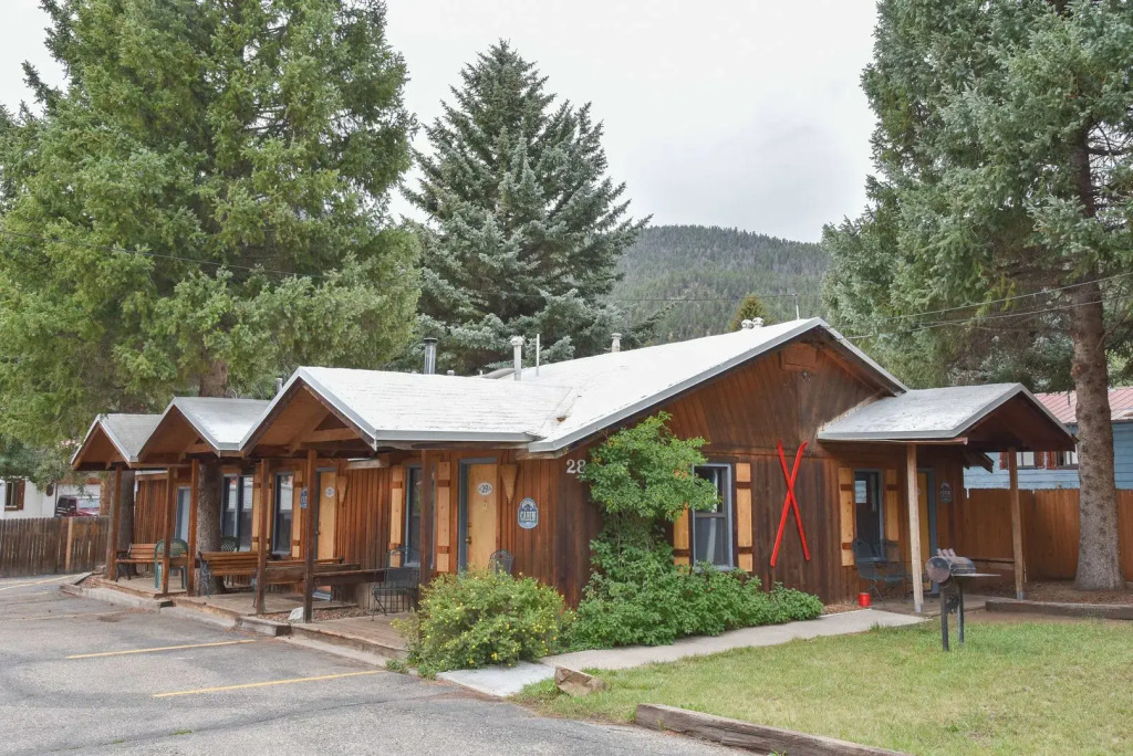 Alpine Lodge Red River