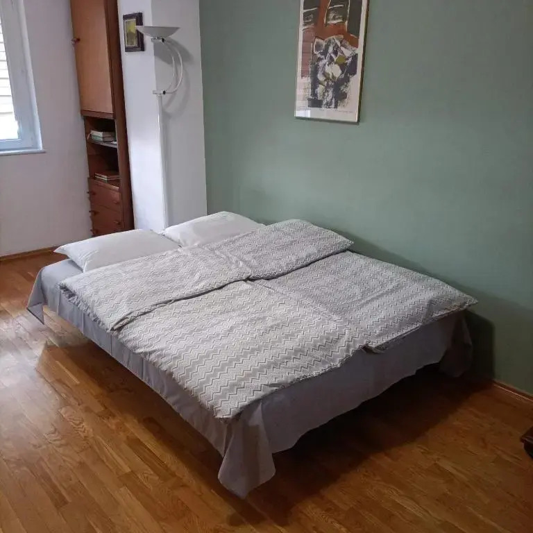 apartment24