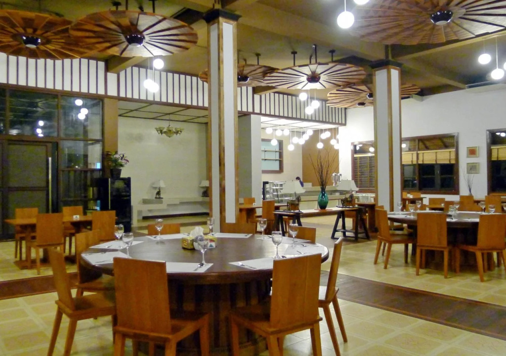 Pearl Laguna Resort
