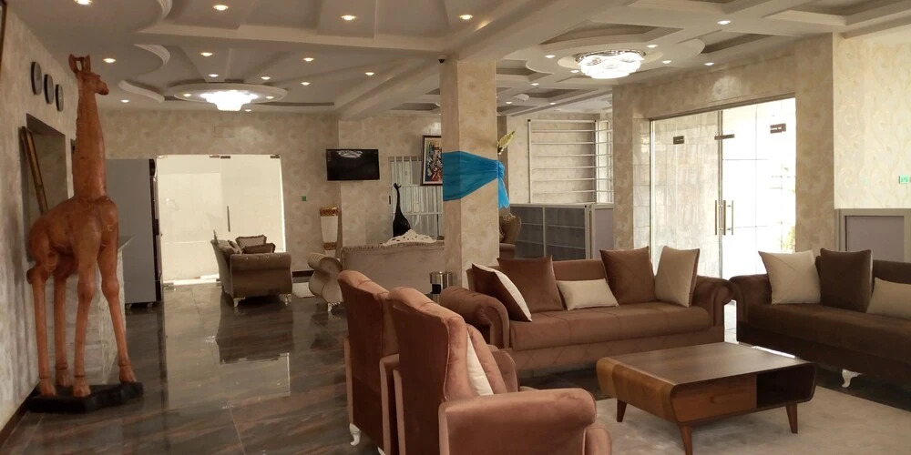 Noahgarden Hotel
