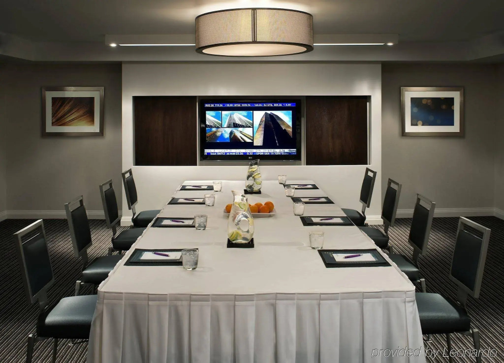Graduate by Hilton Dallas