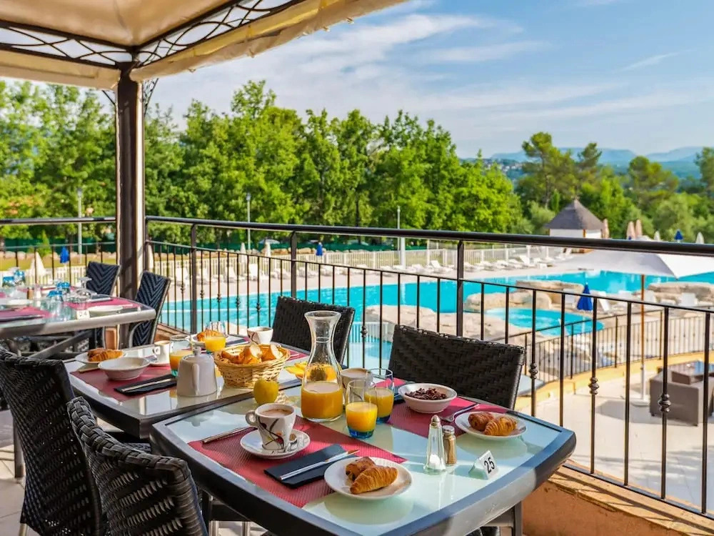 Village Duplex for 8 With Spa, Fayence