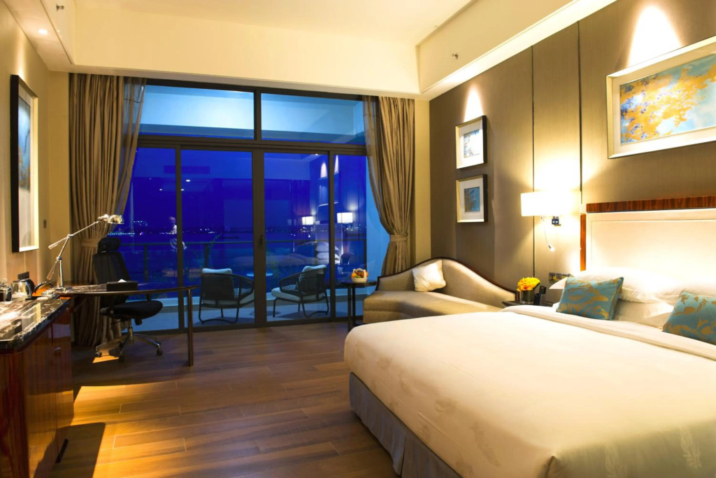 Forest City Marina Hotel