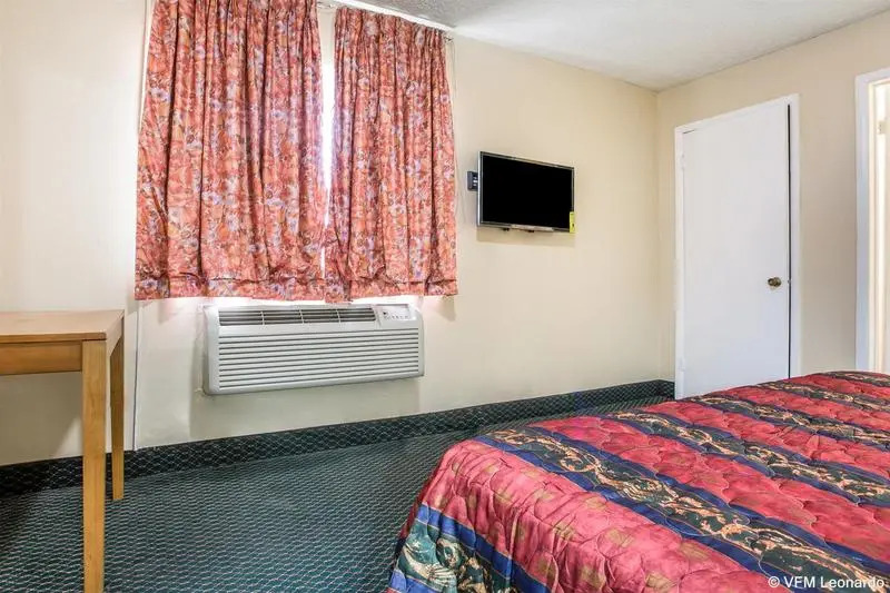 Economy Motel