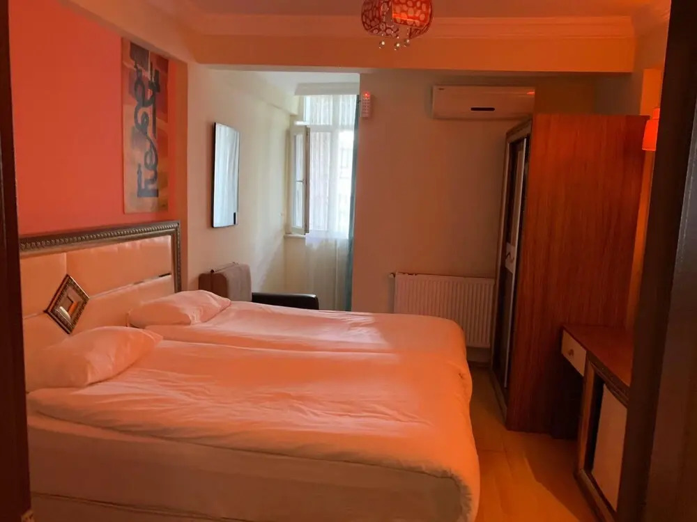 Yakut Hotel