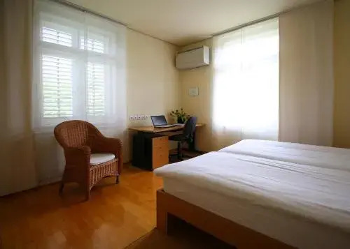 Apartments Villa Boltez