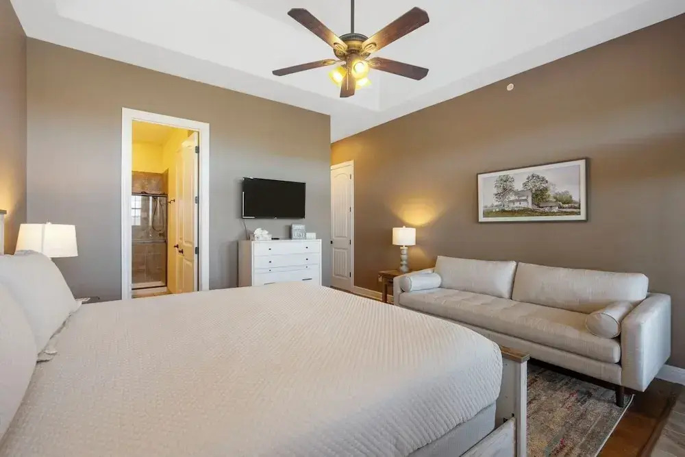 Luxury Penthouse - Amazing Views! Near Sdc!