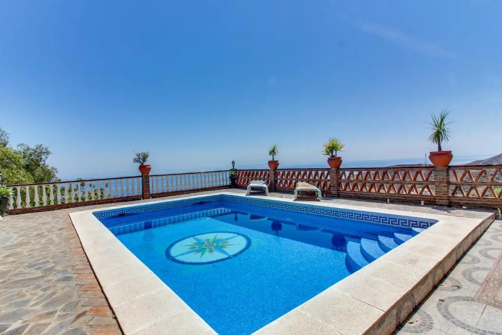 Villa Vistas Nerja by Ruralidays