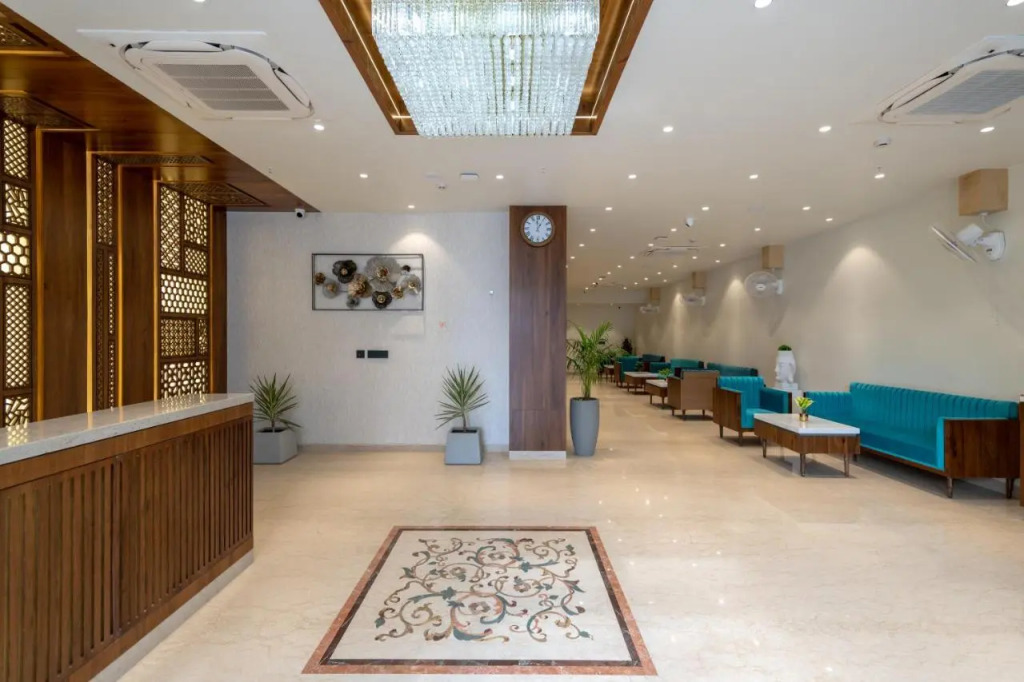 Hotel Regal Grand