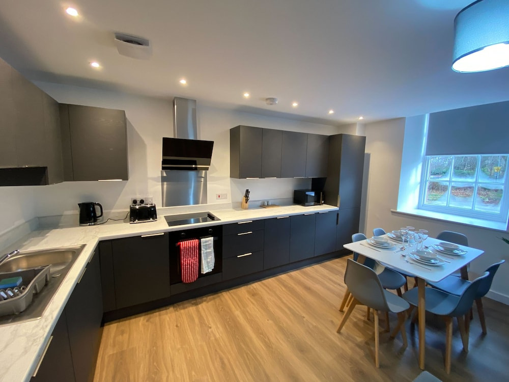 The Square Apartments Flat 3