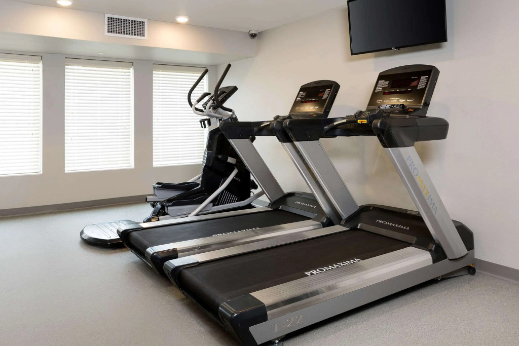 Woodspring Suites Houston IAH Airport