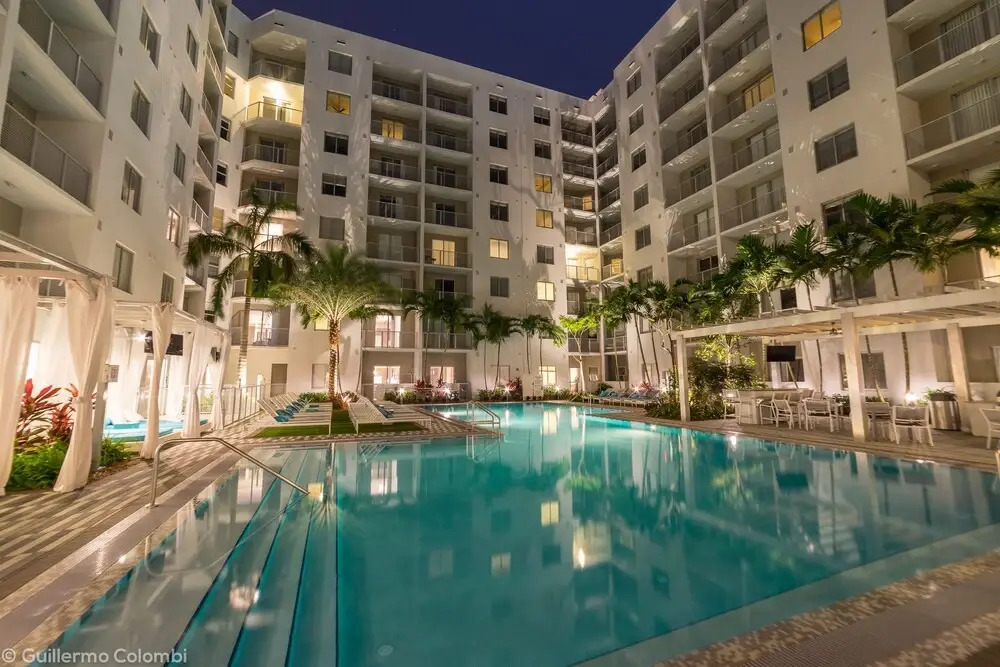 Pearl by Miami Vacations