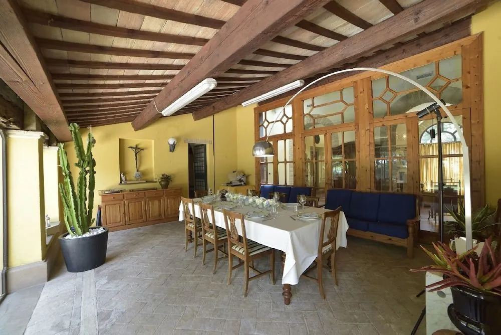 Villa Lupo